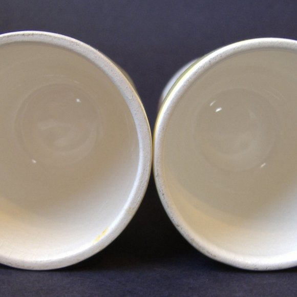 2 Egg Cups Woman Girl Mother Daughter Pair Vintage Ceramic Porcelain Collectible - Picture 7 of 8